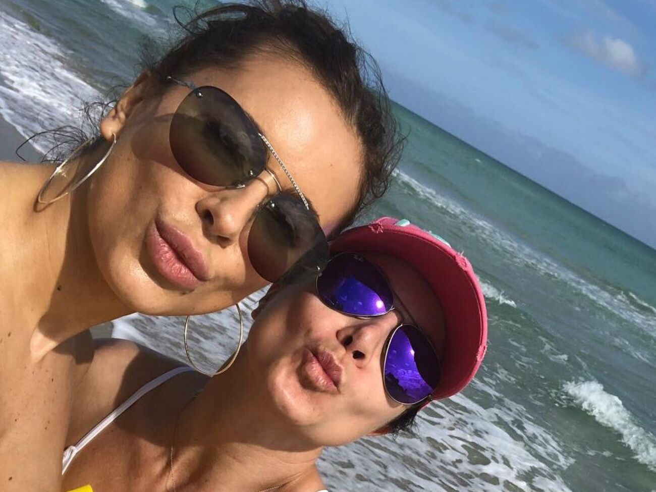 Подкопаева (справа) назвала свою старшую дочь в честь Ани Лорак (слева)