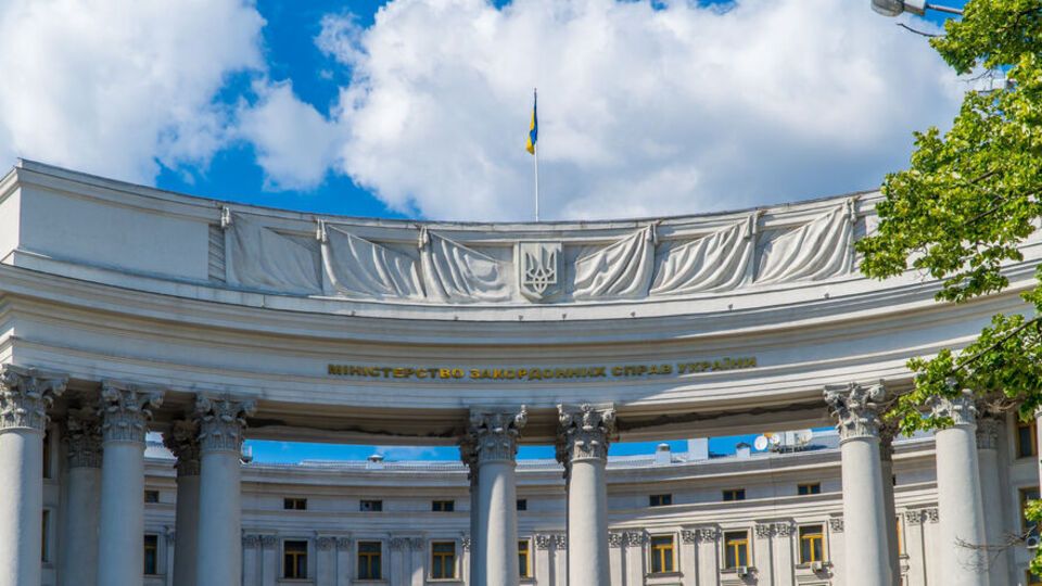 В МИД призвали правительство Канады обеспечить целостность санкционного режима против РФ