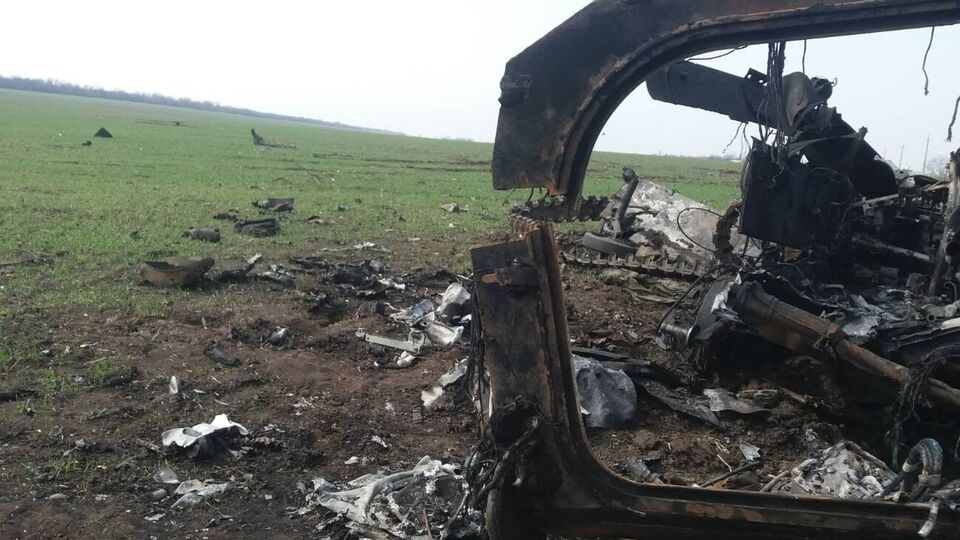 Від окупантів в Іванівці залишилася лише розбита військова техніка