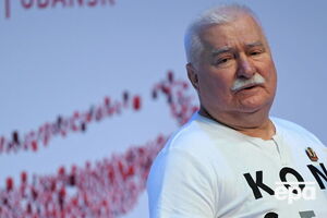 Валенса призвал Запад пойти дальше освобождения Украины от войск РФ, предложив "освобождение России"