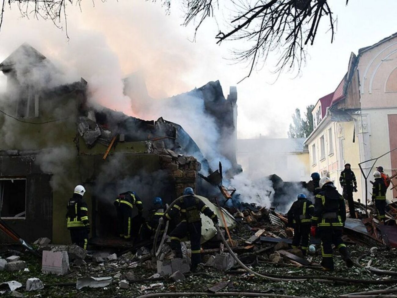 Оккупанты попали&nbsp;в два медицинских учреждения и жилые дома