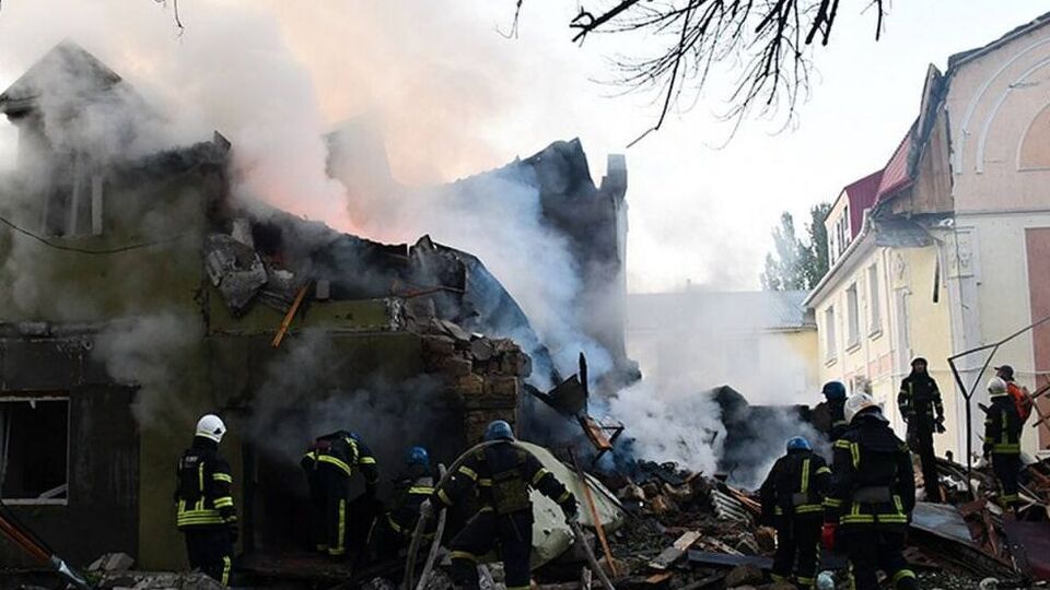 Окупанти влучили по двох медичних закладах і житлових будинках