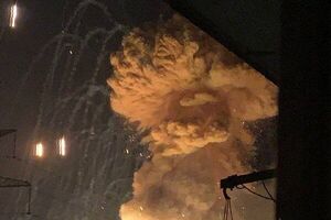 Хлань отметил, что российская пропаганда после взрыва на складах в Новой Каховке "всю ночь фантазировала, куда это попали ВСУ"