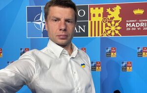 Чечня должна быть свободной от России, поэтому мы подали в Верховную Раду проект постановления о признании независимости Ичкерии