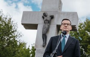 Моравецкий говорит о необходимости строить отношения Украины и Польши на правде о Волынской трагедии