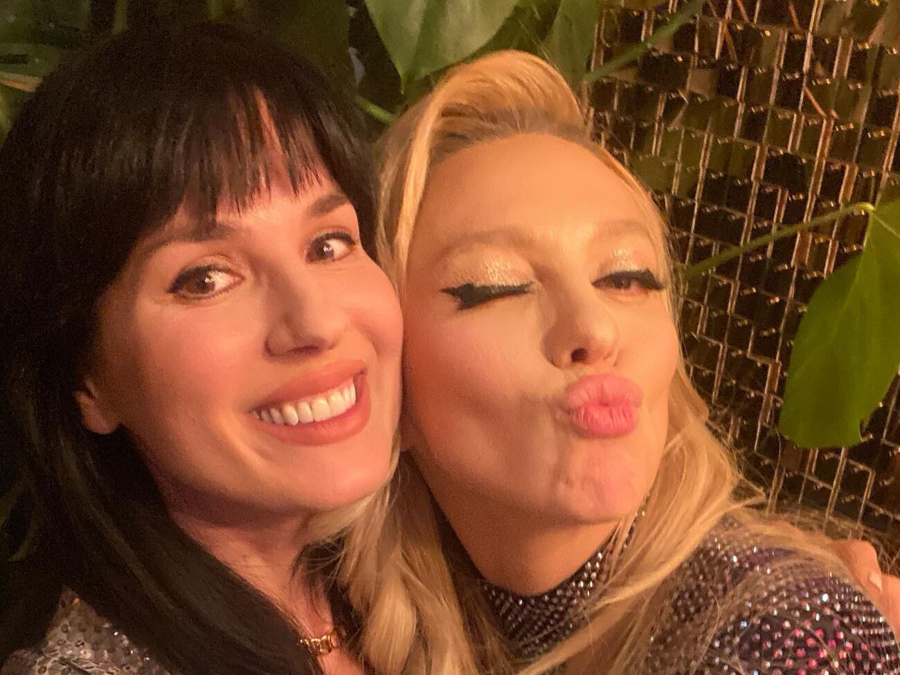 Полякова и Ефросинина заявили, что не смогут импровизировать и шутить во время записи передач, если будут общаться друг с другом на украинском языке