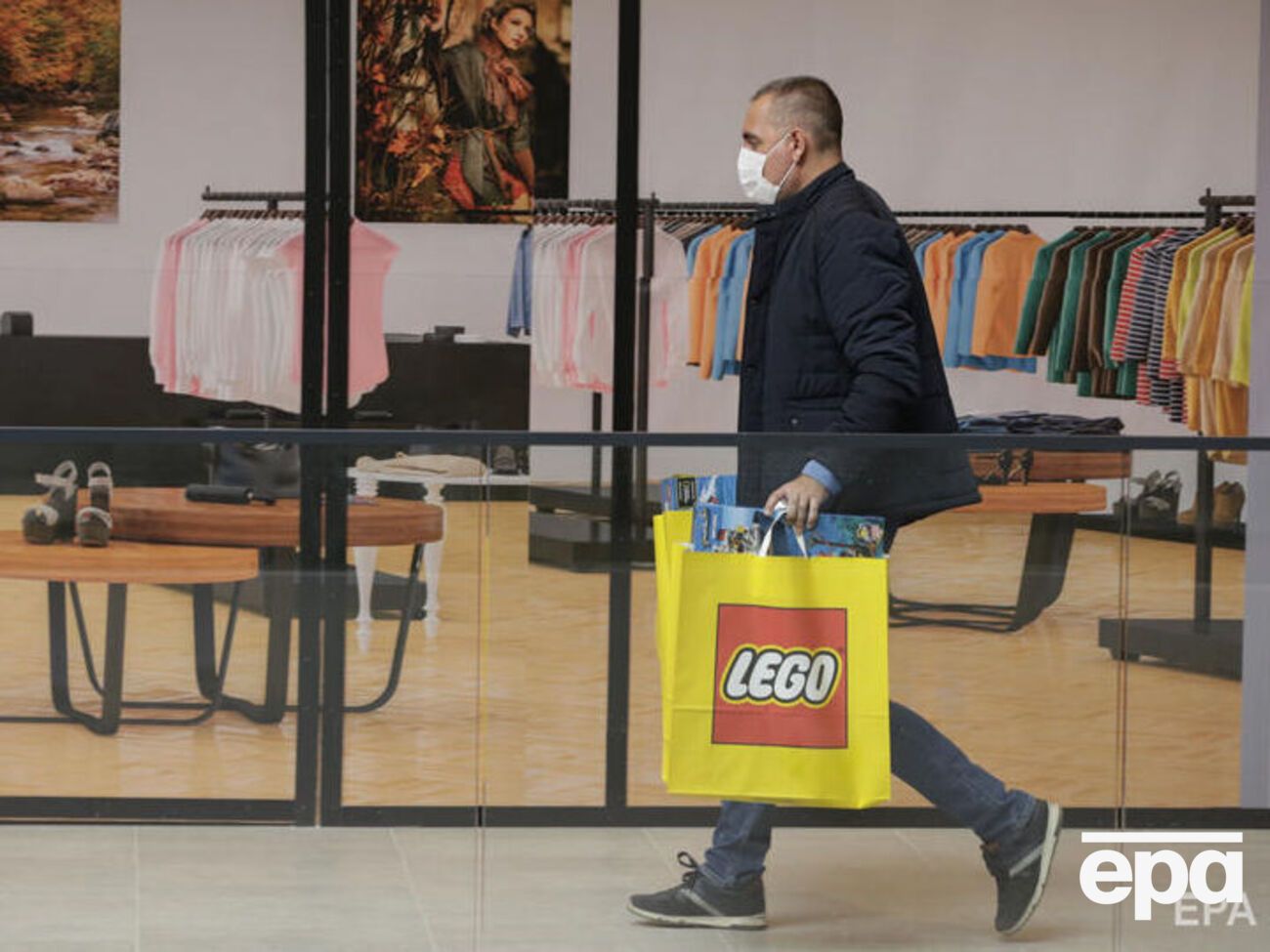 LEGO припиняє діяльність у Росії на невизначений строк