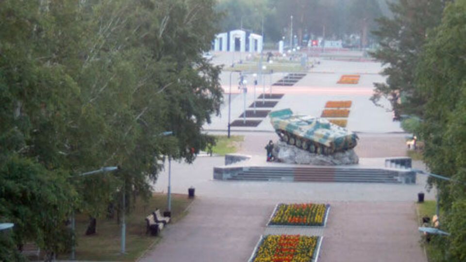 Пам'ятник присвячений учасникам воєн в Афганістані та Чечні