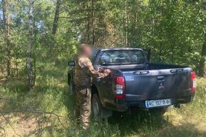 Пограничники проверяют информацию, которую предоставил мужчина