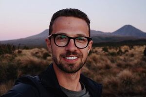 Птушкин перешел на украинский язык, отказавшись продолжать вести свой русскоязычный канал в YouTube