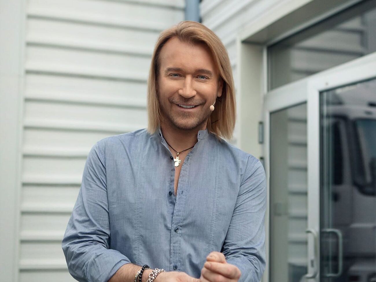 Адвокат Винника подтвердила слухи о том, что артист покинул Украину