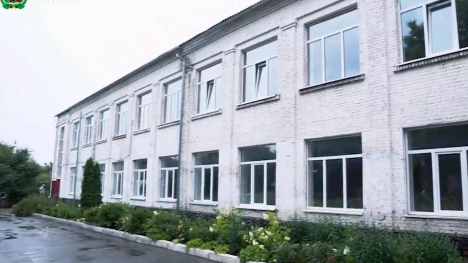 У Київській області ремонтують медичний коледж, який було пошкоджено внаслідок обстрілу російських окупантів