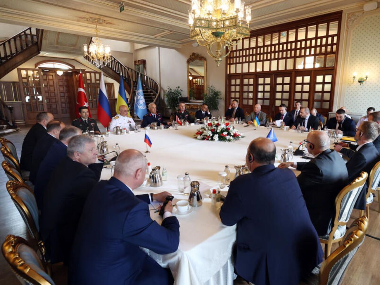 У Туреччині завершилися переговори України, Росії, Туреччини та ООН