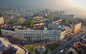 Активисты уже попросили местную власть убрать памятник Екатерине II