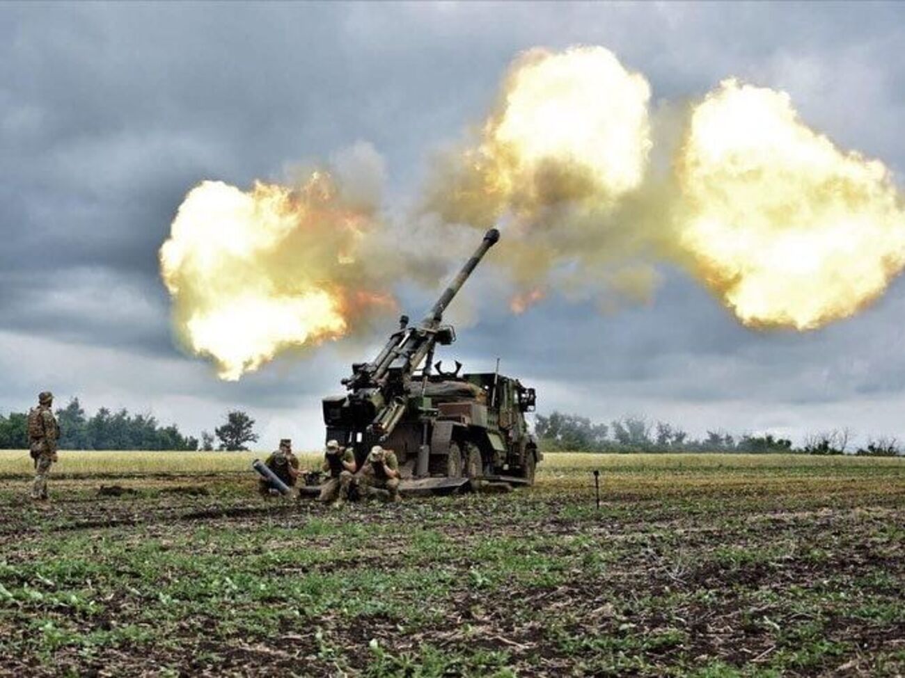 Украинцы плотным огнем сдерживают врага в Харьковской области