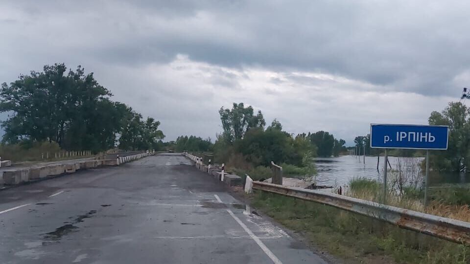 Мост ремонтировали две недели