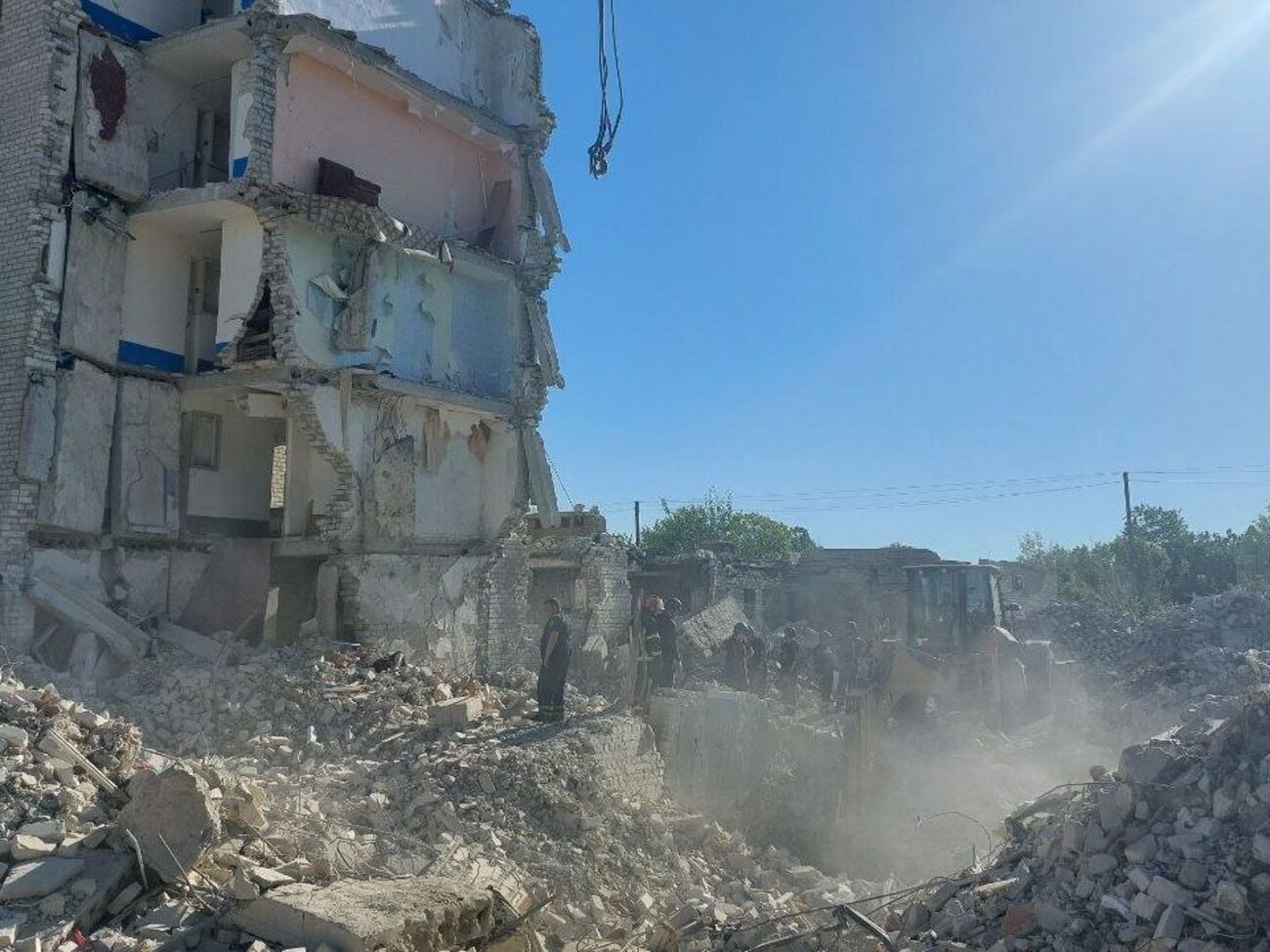 Рятувальники розібрали понад 525 тонн зруйнованого будинку