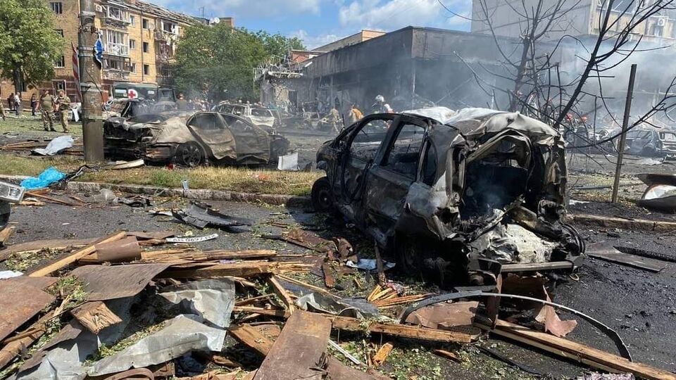 У поліцію повідомили про 15 людей, які були в районі влучення ракет і не виходять на зв'язок
