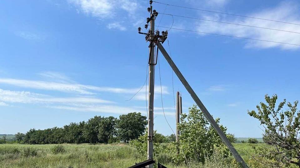 Без электроснабжения остаются 333 населенных пункта Донецкой области