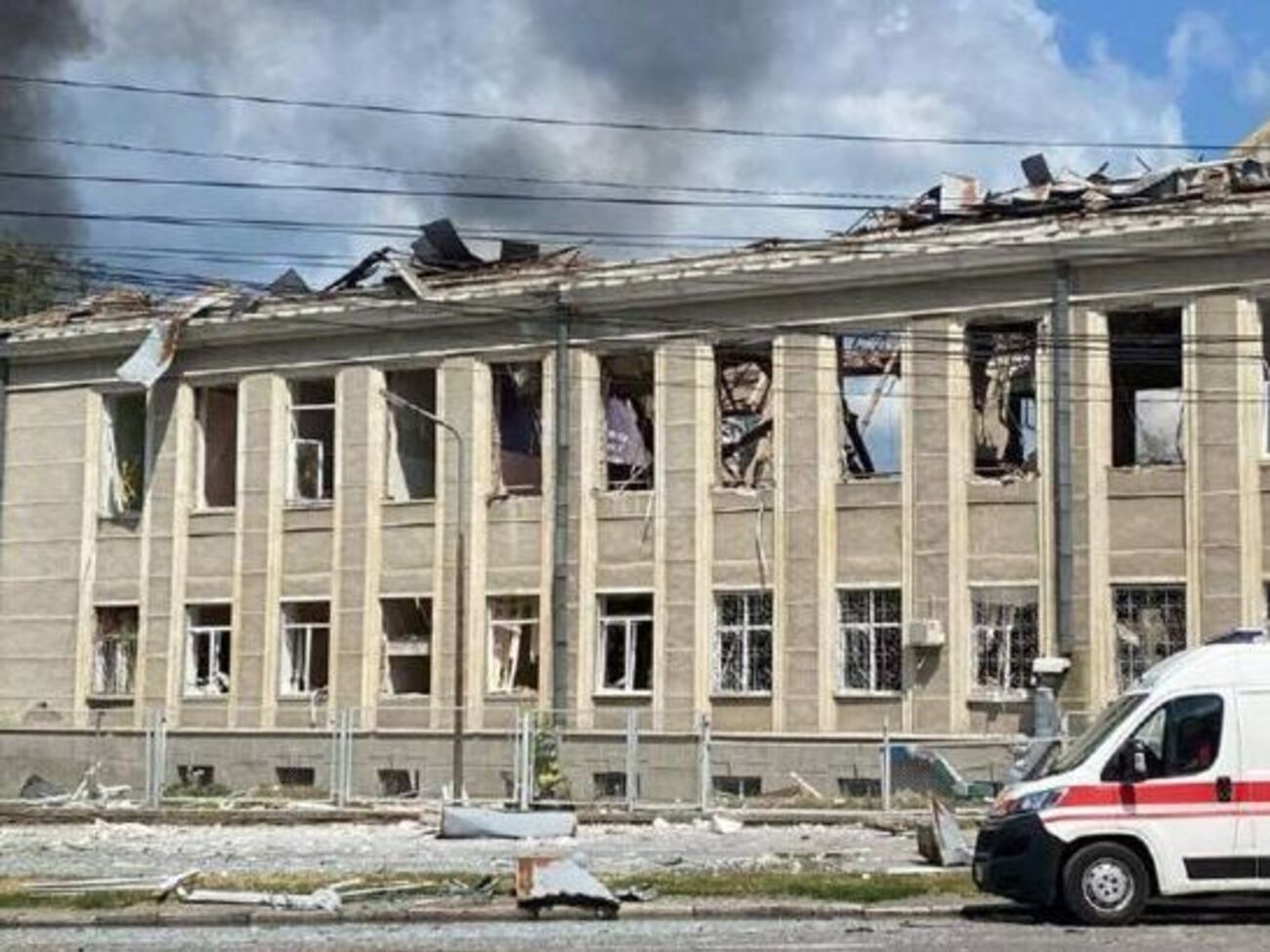 Будинок офіцерів у Вінниці не зможуть відновити, вирішили у ОВА