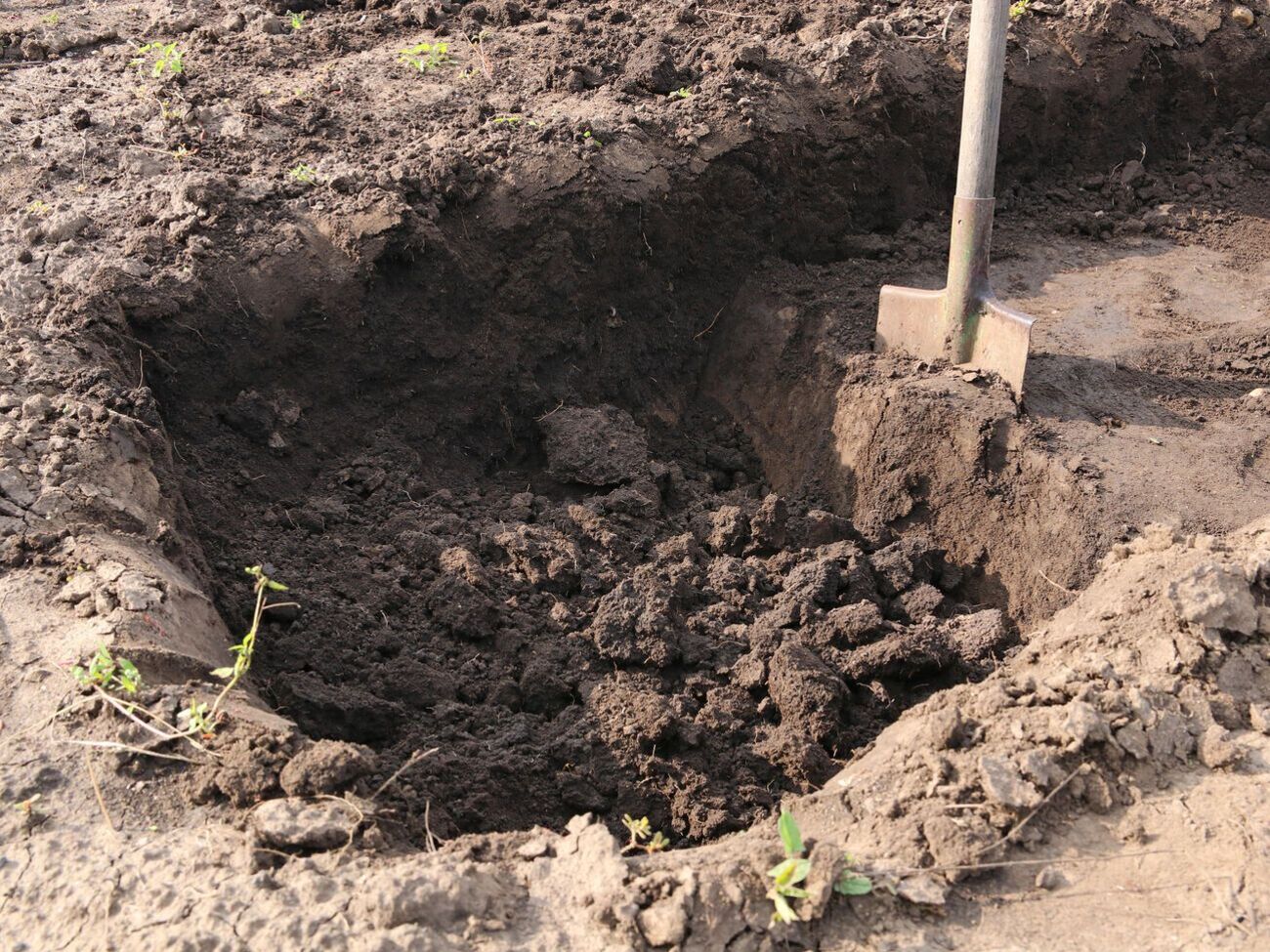 В Мариуполе к гуманитарной катастрофе добавилась еще одна проблема&nbsp;&ndash; похоронная