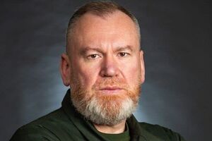 Ракети російських окупантів влучили по промисловому підприємству у Дніпрі і по людній вулиці поряд із ним, зазначив Резніченко