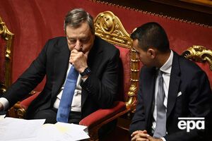 Ді Майо (праворуч) заявив, що найбільшої шкоди уряду Драґі (ліворуч) завдають дії експрем'єра Джузеппе Конте та партії "Рух п'яти зірок"