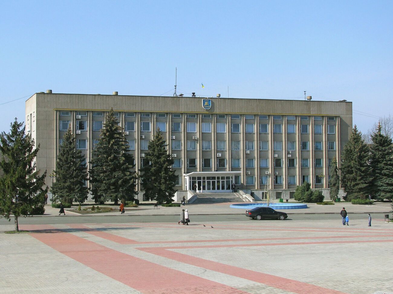 Комендантский час в Никопольском районе введен с 21.00 до 5.00, сообщил Евтушенко