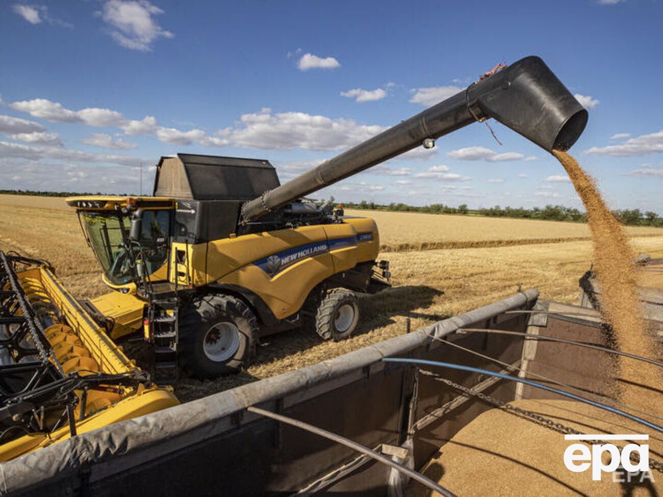 Експорт зерна з України блокують війська РФ