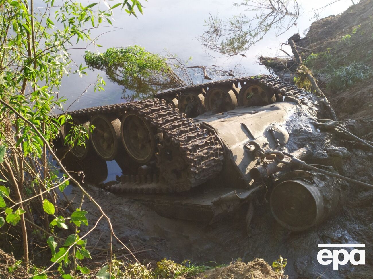 За добу окупанти втратили у війні проти України сім танків