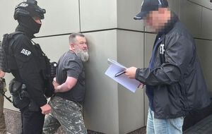 По данным ГБР, Кулинич передавал российским спецслужбам разведывательную информацию, в том числе составляющую гостайну