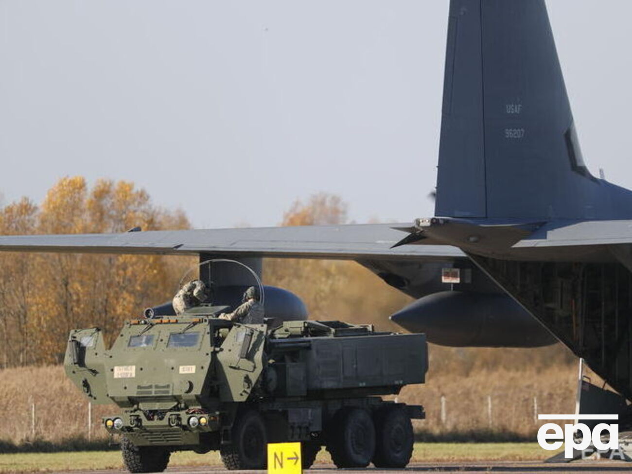 Україна отримала від США і союзників дев'ять високоточних систем HIMARS та аналогічних установок