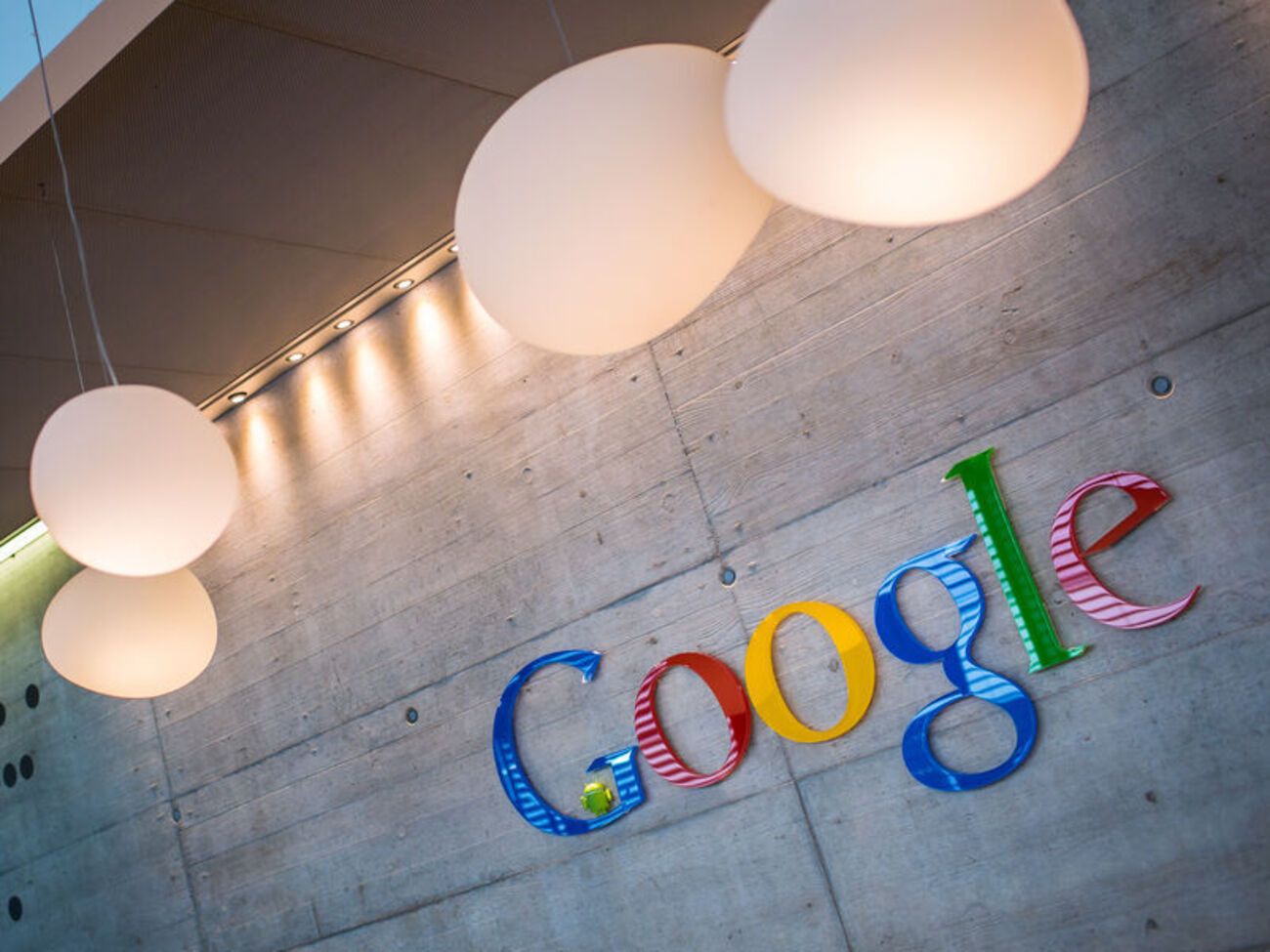 Google назначили штраф в размере 10% от годовой выручки компании в РФ