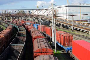В пояснительной записке "Укрзалізниця" пишет, что ее доходы не покрывают расходов