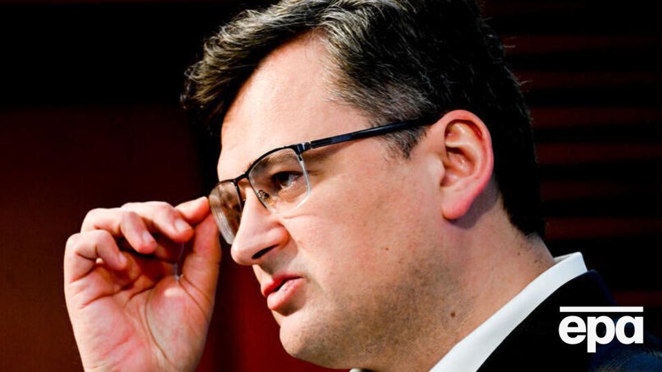 Кулеба повідомив, що варіант експорту українського зерна через Білорусь "більше не на порядку денному"