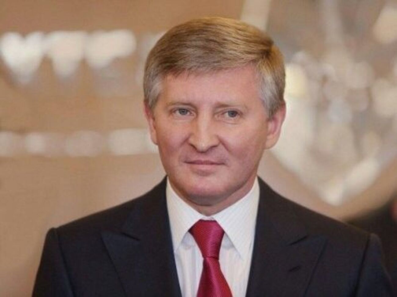 Ахметов подчеркнул, что Украина сейчас борется не только за свою свободу, но и за свободу всей Европы
