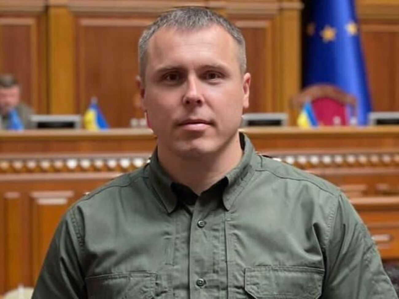 Костенко:&nbsp;Когда попал в донецкий аэропорт, увидел, что&nbsp;его удерживают учителя, фермеры, экономисты, врачи