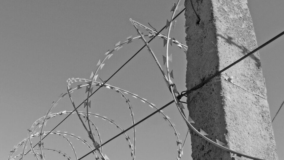 Годувати позбавлених волі закони дозволяють за рішенням суду