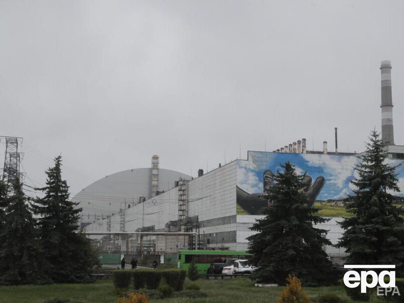 Як заявили у СБУ, російські військові порушили кілька норм ядерної безпеки під час окупації ЧАЕС