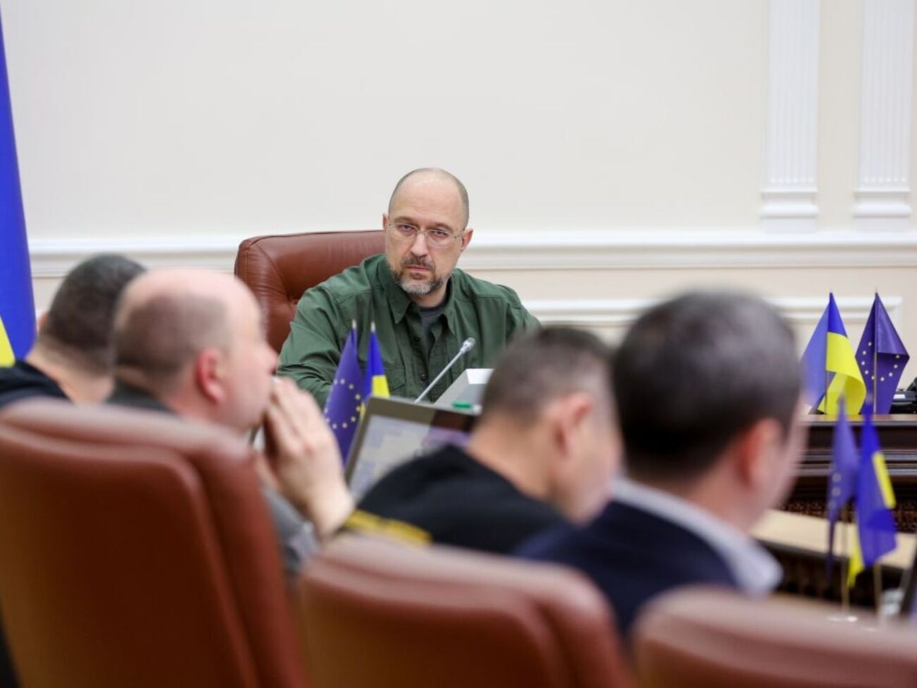 По поручению Зеленского активизировано избрание руководства антикоррупционных органов в Украине, отметил Шмыгаль (на фото)