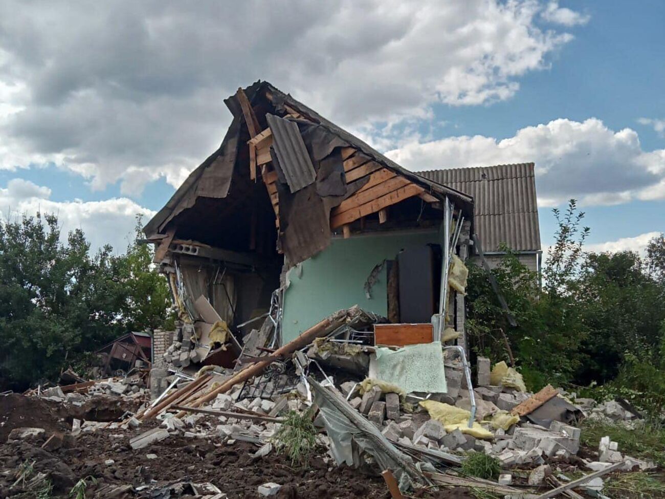 Окупанти зруйнували приватний будинок у Слов'янську, де проживали місцеві жителі, зазначив Кириленко