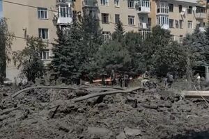 Окупанти обстрілюють мирні населені пункти і завдають авіаударів