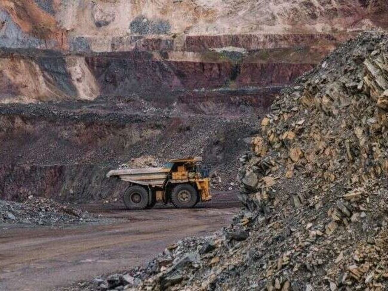 По сравнению с аналогичным месяцем прошлого года экспорт железной руды из Украины сократился в 2,45 раза