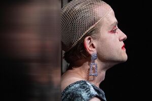 Ажнов исполнил в постановке главную роль