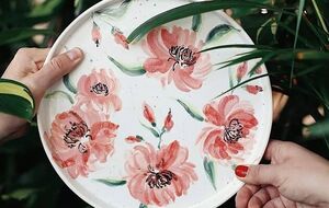 Украинские мастера используют в своих изделиях ручную роспись