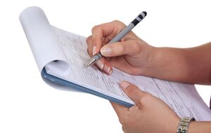 Опитування проводили методом телефонних інтерв'ю серед 2500 українців