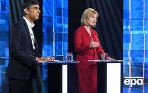 Консервативную партию Великобритании возглавит Сунак либо Трасс