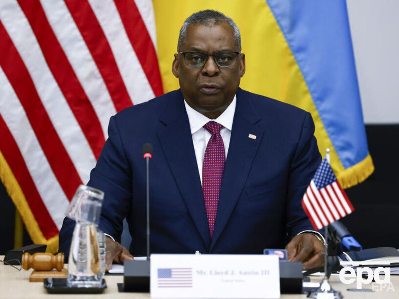 Остин:&nbsp;Россия думает, что она сможет пересилить Украину и пересилить нас. Но это лишь последний в череде просчетов России