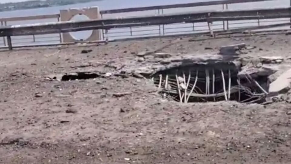Антонівський міст – головна вразливість окупантів, вважають у британській розвідці