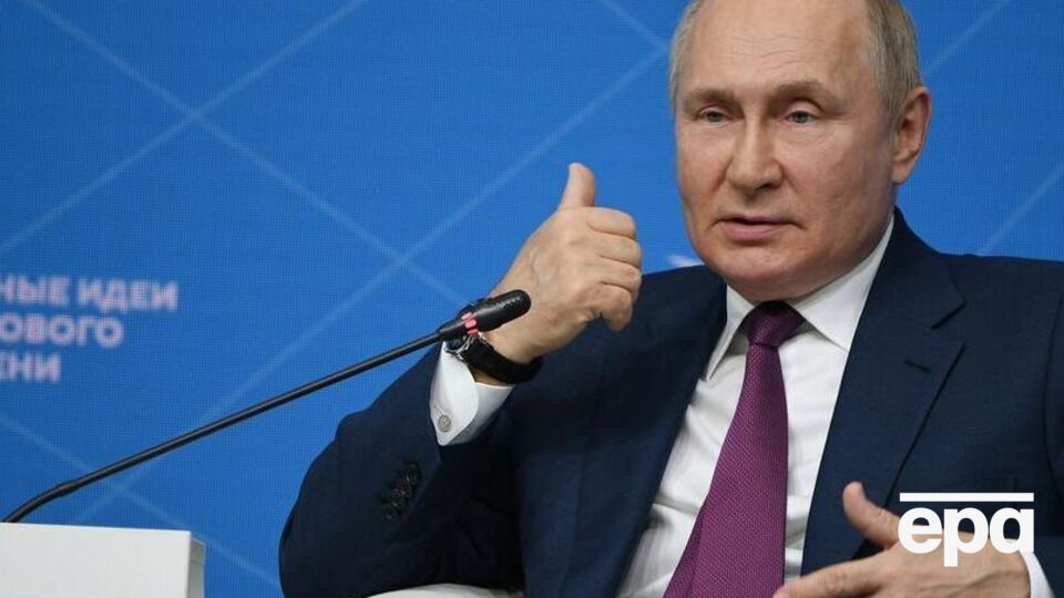 Путін порадив замінити Coca-Cola на іван-чай